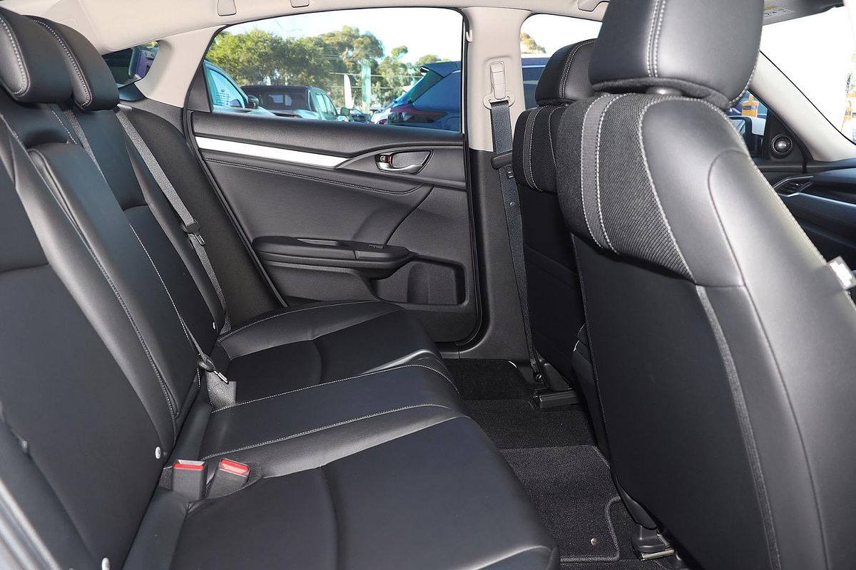 2019 Honda Civic VTi-LX 10th Gen