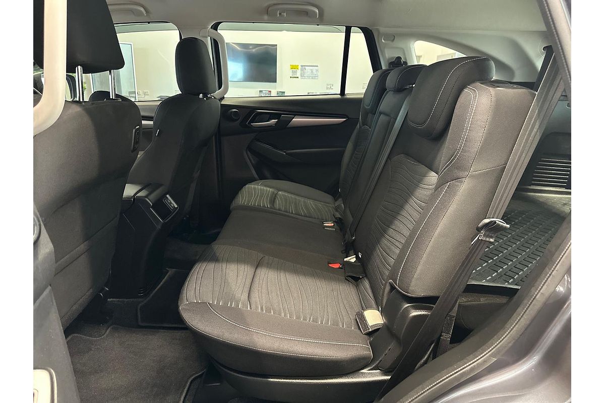 2023 Isuzu MU-X LS-M