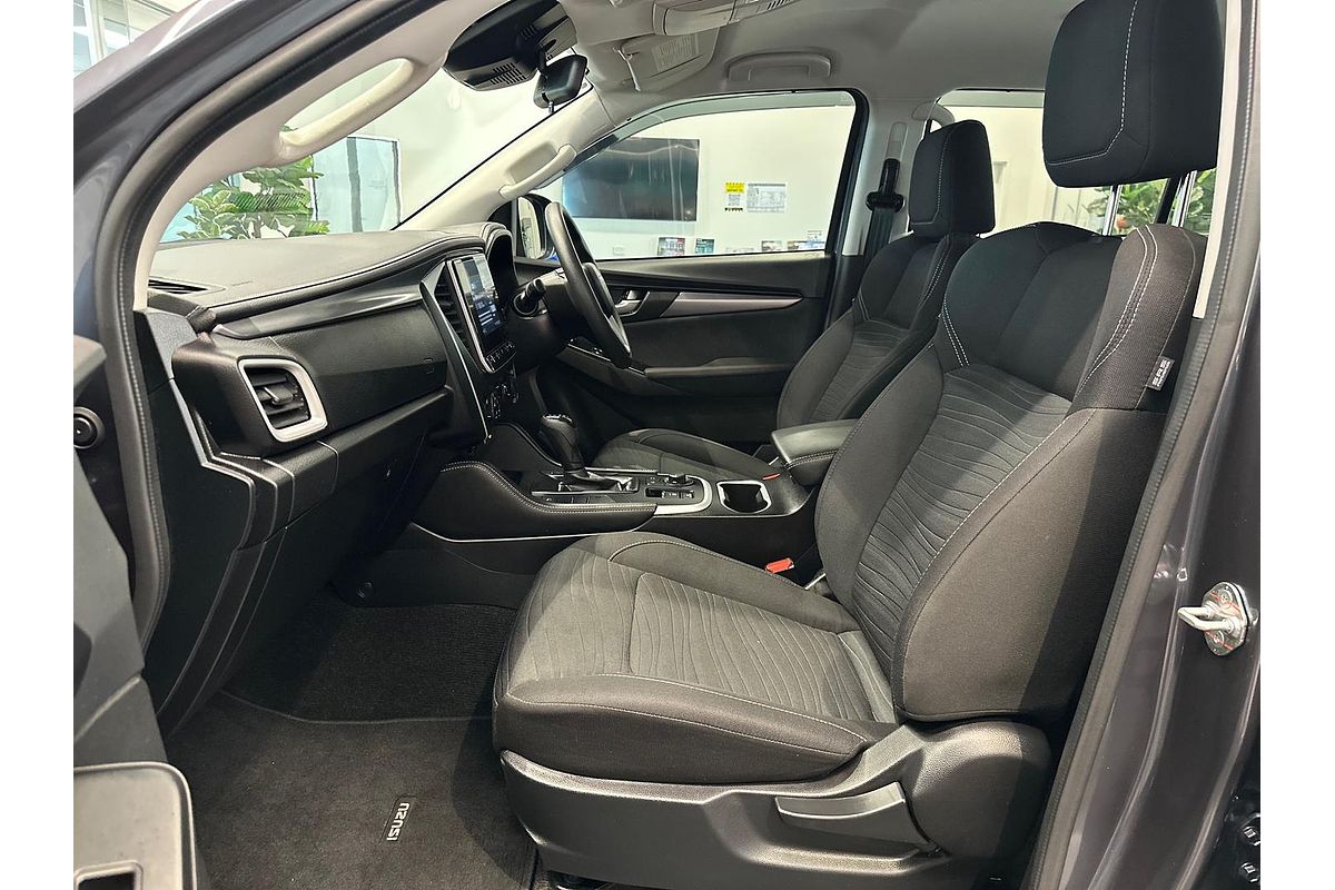 2023 Isuzu MU-X LS-M