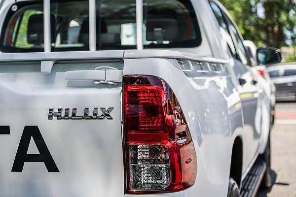 2022 Toyota Hilux SR GUN126R 4X4