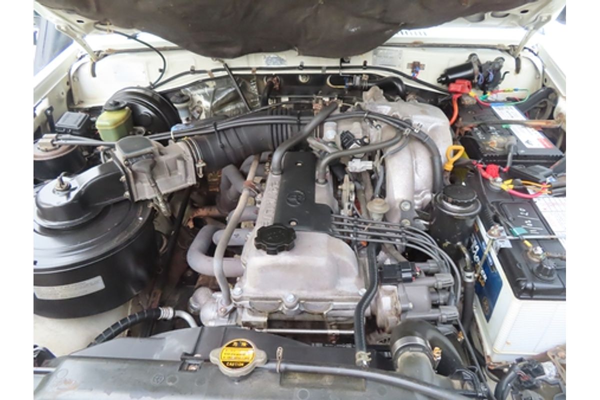 1995 Toyota Landcruiser Troopcarrier FZJ75RV
