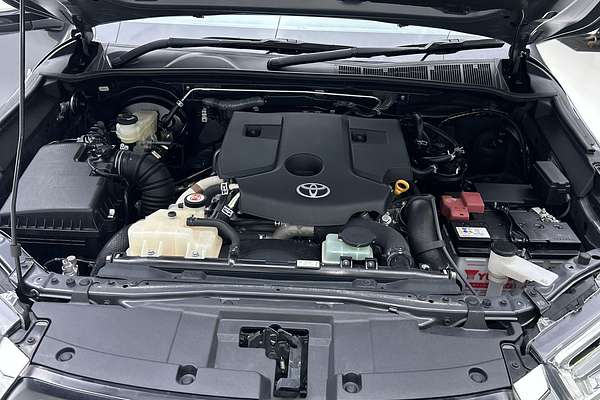 2021 Toyota Hilux SR5 GUN126R 4X4