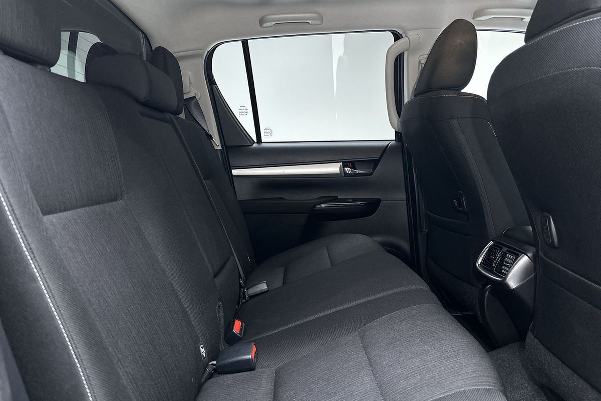2021 Toyota Hilux SR5 GUN126R 4X4