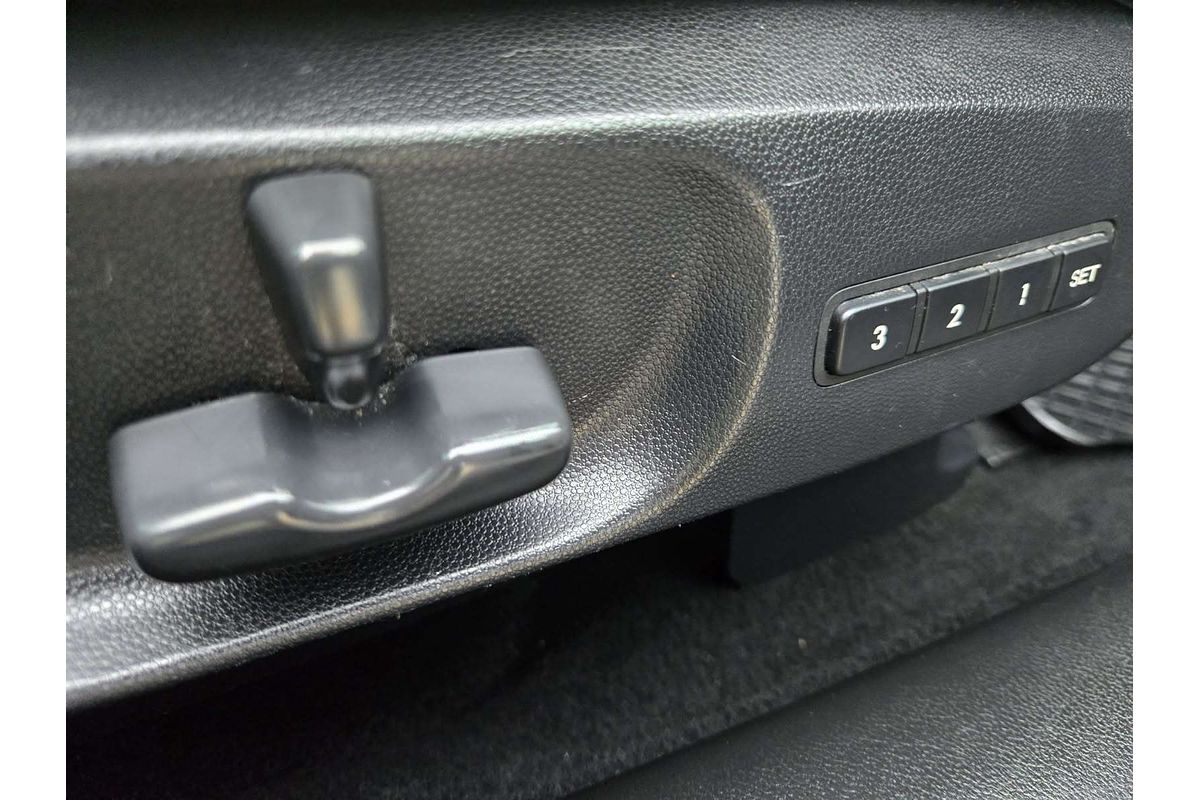 2010 Mazda CX-7 Luxury Sports ER Series 2