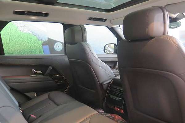 2023 Land Rover RANGE ROVER SPORT D250 SE