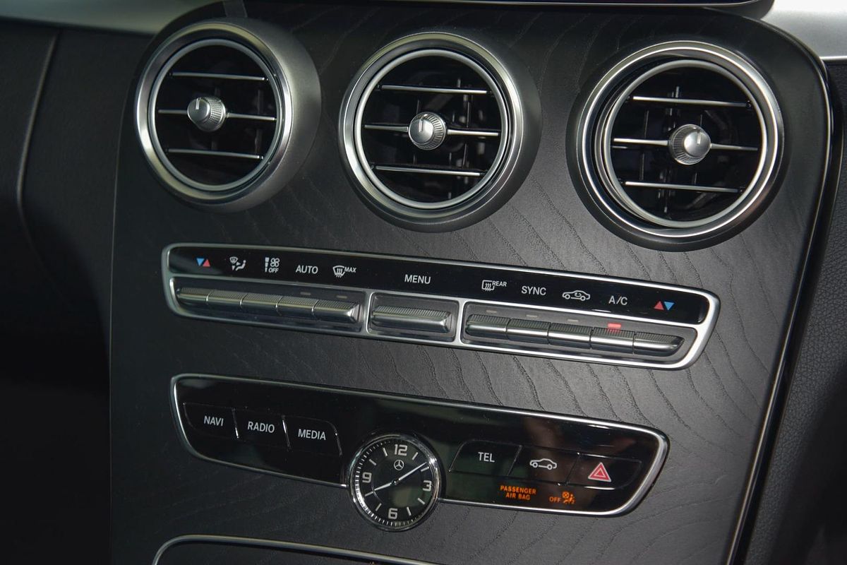 2018 Mercedes-Benz C-Class C300 W205