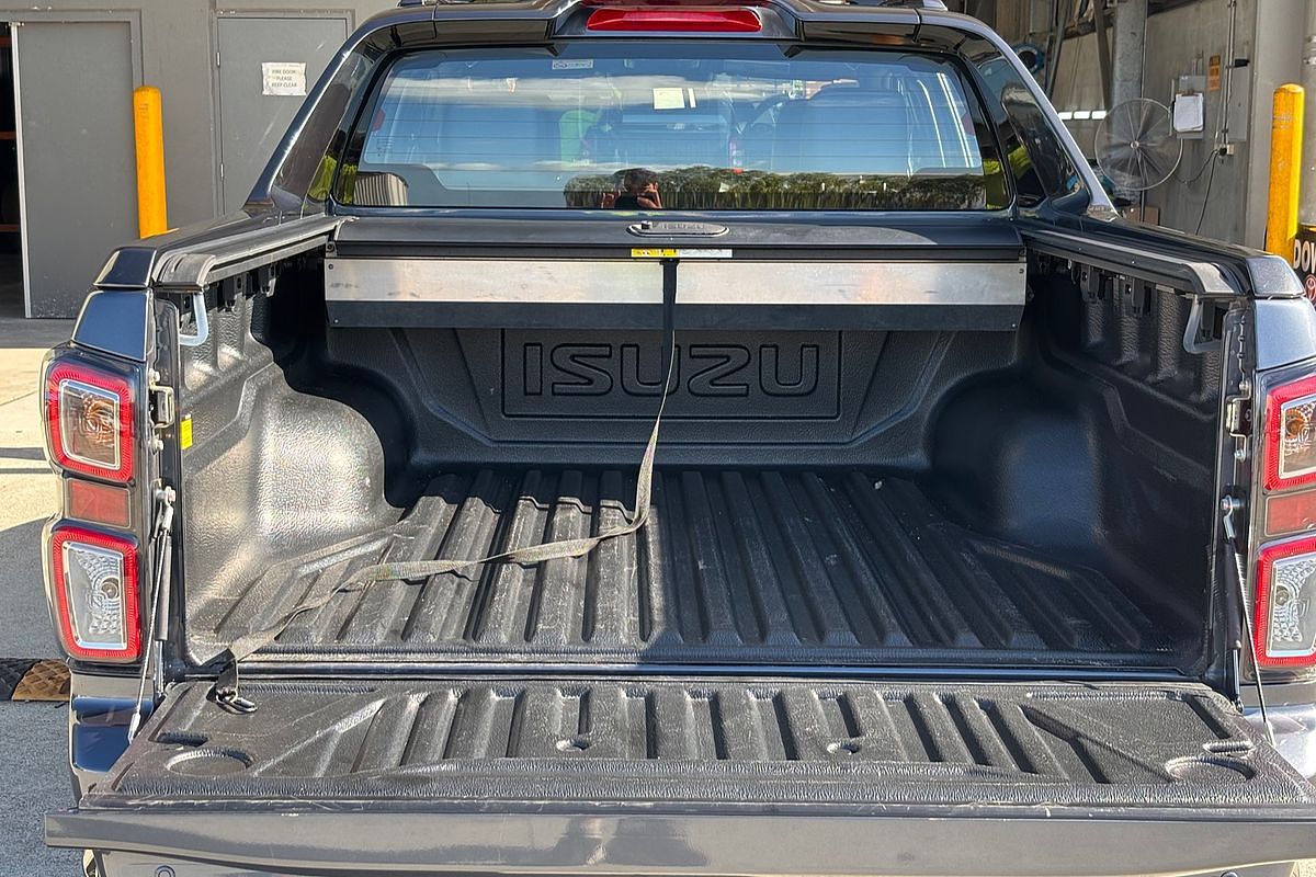2023 Isuzu D-MAX X-TERRAIN 4X4