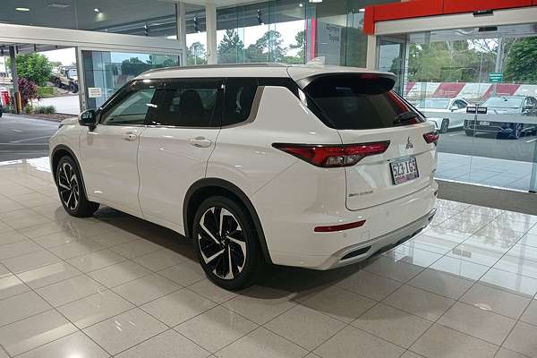 2023 Mitsubishi Outlander Exceed ZM