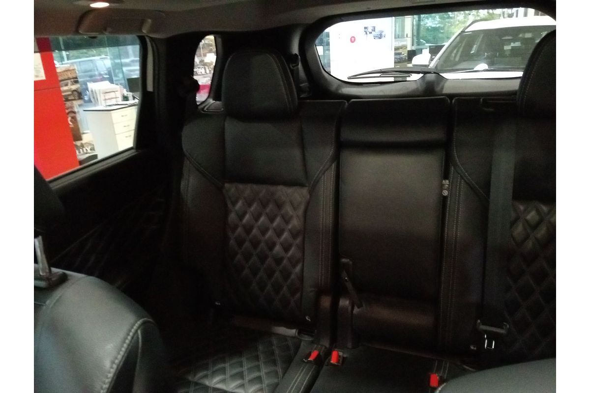 2023 Mitsubishi Outlander Exceed ZM