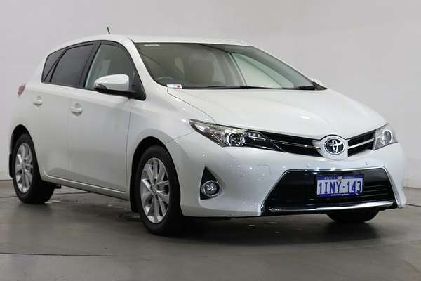 2015 Toyota Corolla Ascent Sport ZRE182R