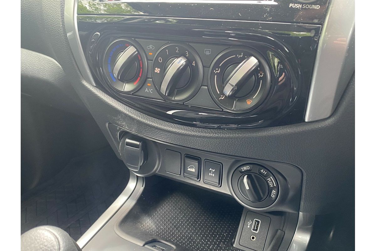 2024 Nissan Navara SL Warrior D23 4X4