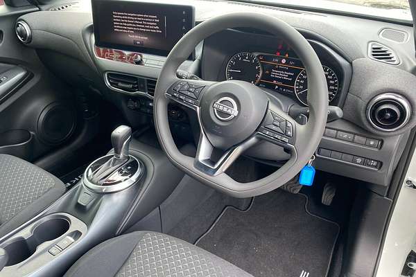2024 Nissan JUKE ST+ F16