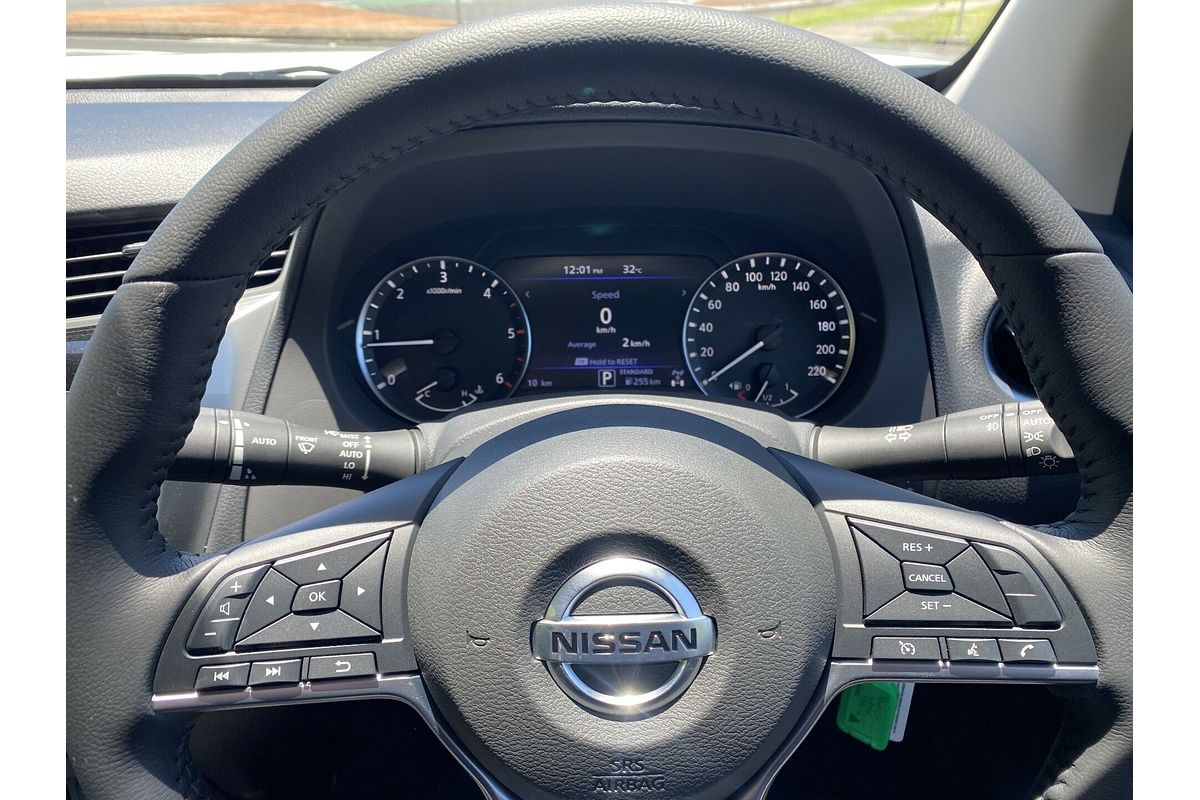 2024 Nissan Navara ST D23 4X4