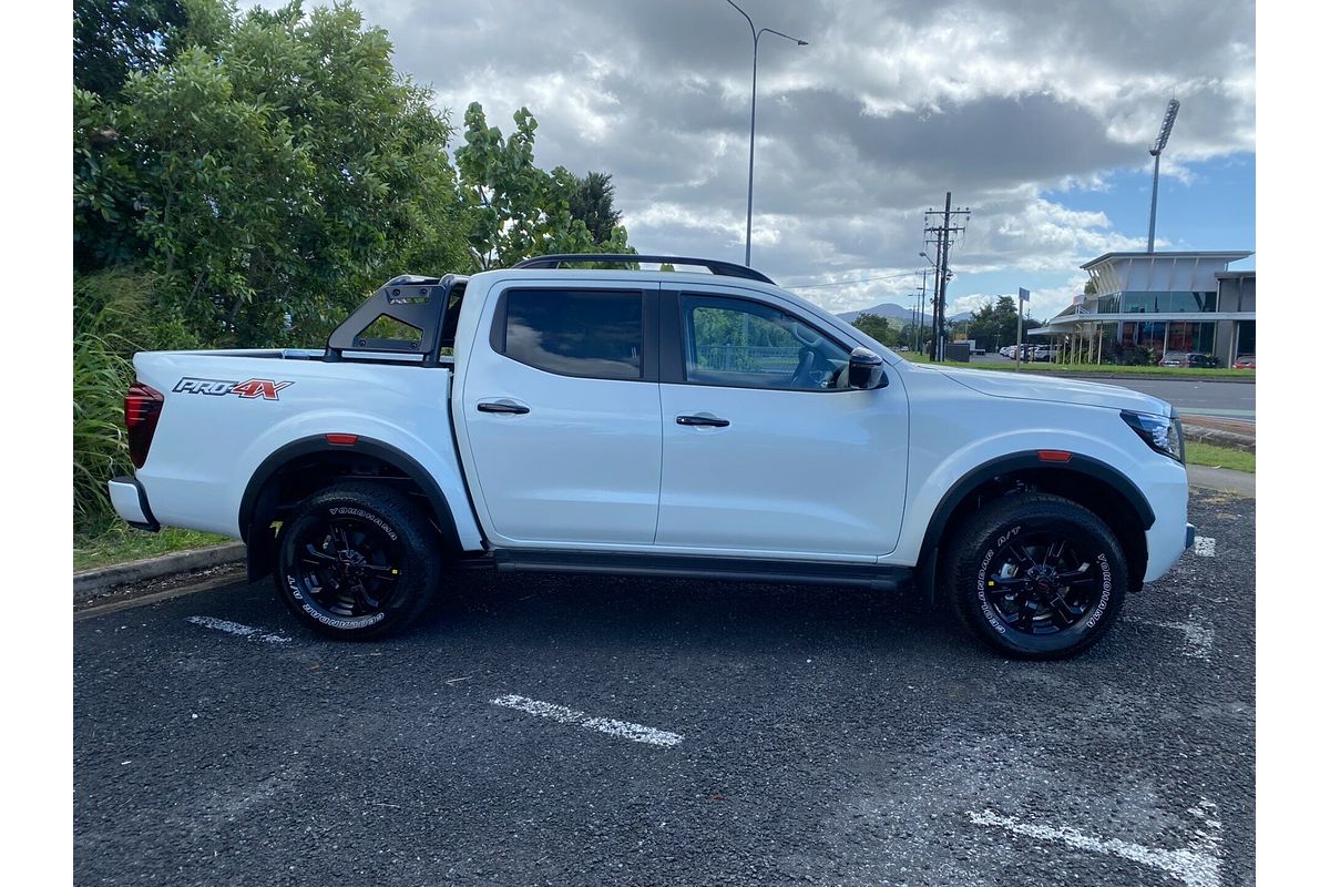 2024 Nissan Navara PRO-4X D23 4X4