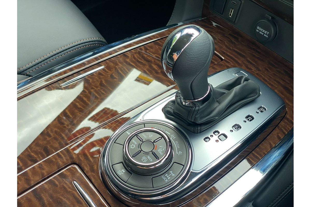 2024 Nissan Patrol Ti Y62
