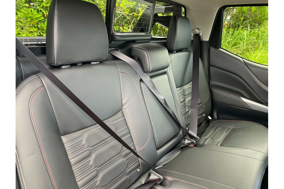 2024 Nissan Navara PRO-4X Warrior D23 4X4