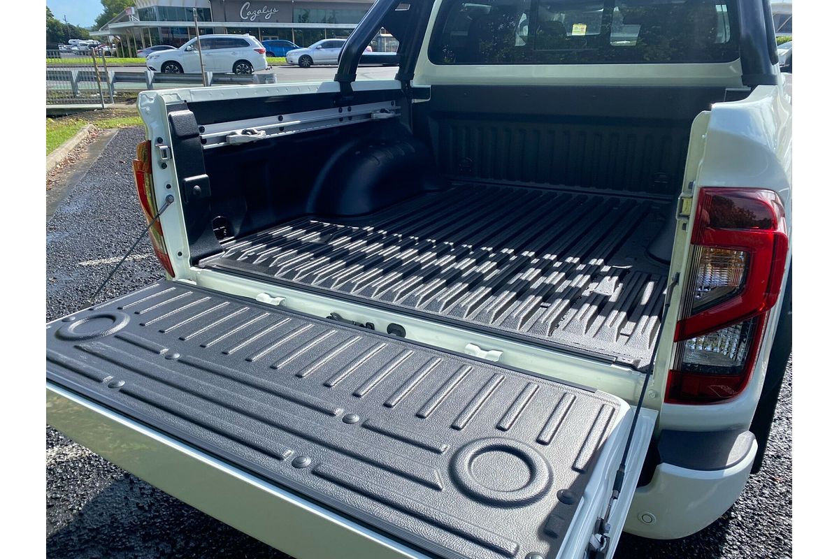 2024 Nissan Navara PRO-4X Warrior D23 4X4