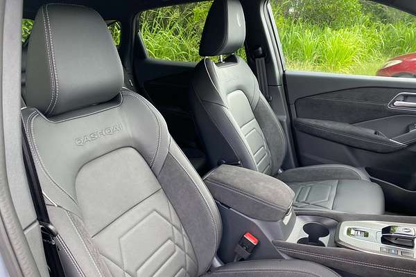 2024 Nissan QASHQAI N-DESIGN e-POWER J12
