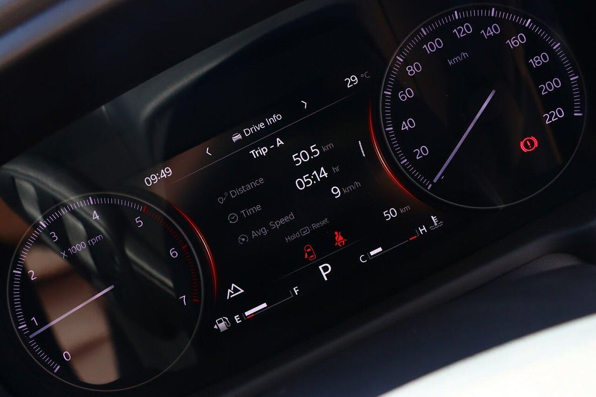 2025 Mahindra Scorpio Z8L