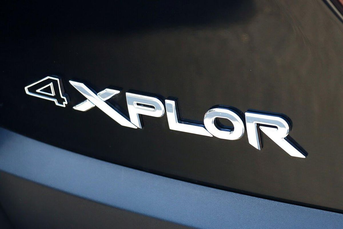 2025 Mahindra Scorpio Z8L