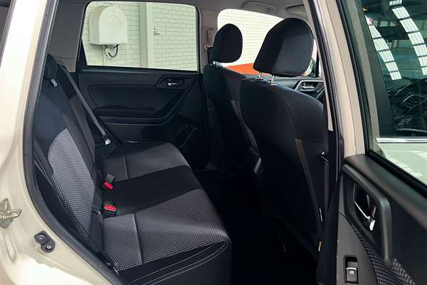 2017 Subaru Forester 2.5i-L S4