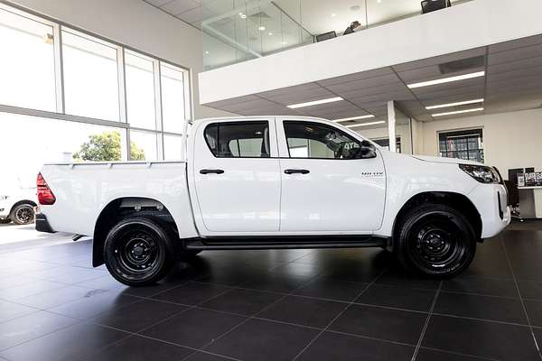 2022 Toyota Hilux Workmate GUN125R 4X4
