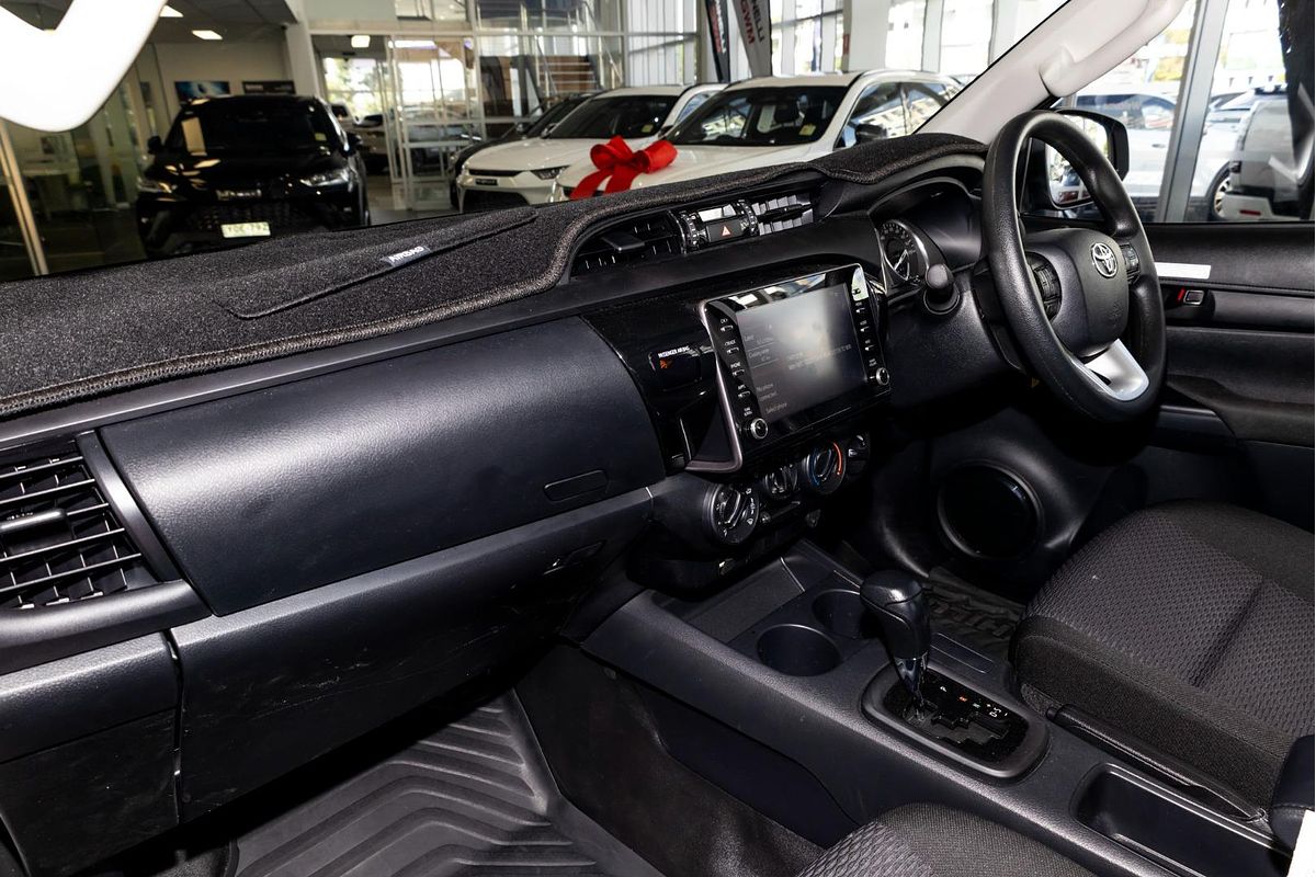 2022 Toyota Hilux Workmate GUN125R 4X4