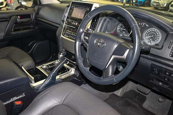 2018 Toyota Landcruiser GXL VDJ200R