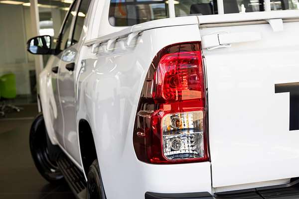2022 Toyota Hilux Workmate GUN125R 4X4