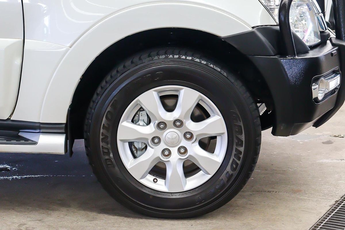 2018 Mitsubishi Pajero GLX NX