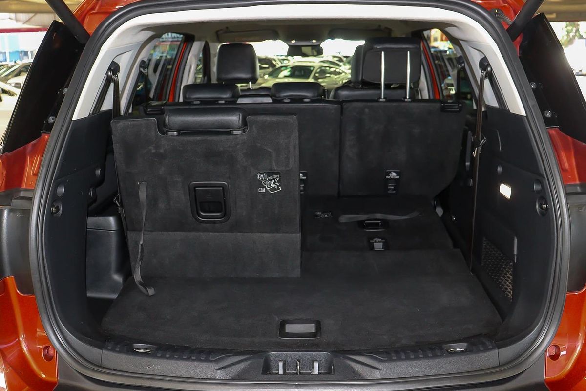 2023 Ford Everest Trend