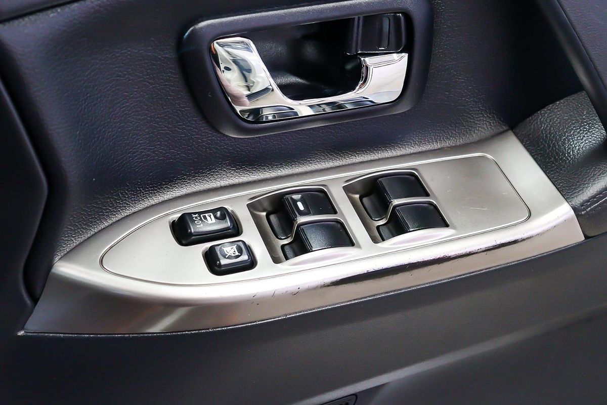2018 Mitsubishi Pajero GLX NX
