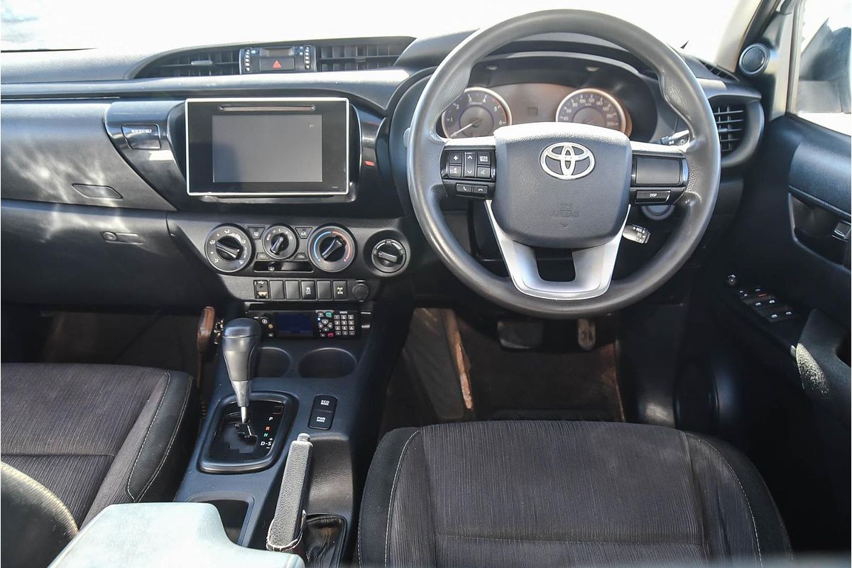 2017 Toyota Hilux SR GUN126R 4X4