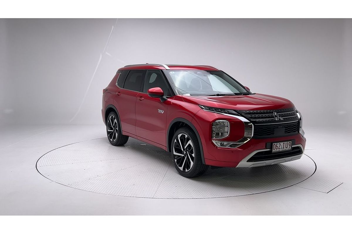 2023 Mitsubishi Outlander PHEV Exceed ZM