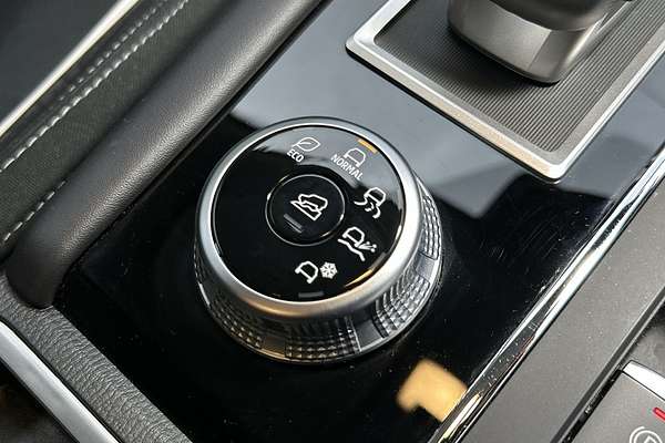 2024 Mitsubishi Outlander LS ZM