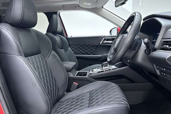 2023 Mitsubishi Outlander PHEV Exceed ZM