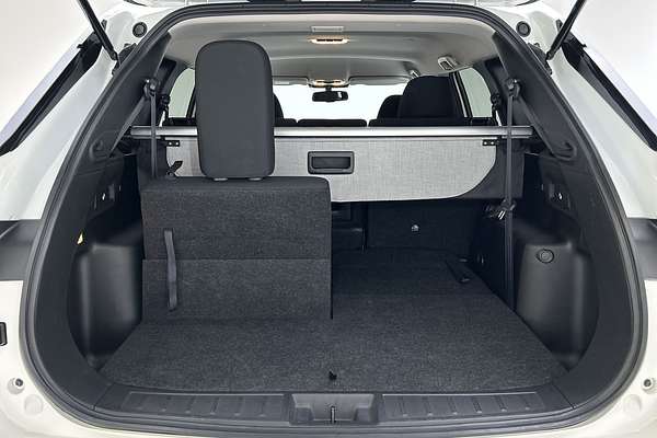 2024 Mitsubishi Outlander LS ZM
