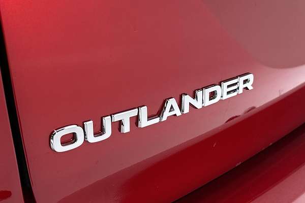 2023 Mitsubishi Outlander PHEV Exceed ZM