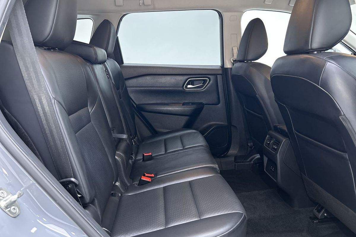 2023 Nissan X-TRAIL ST-L T33