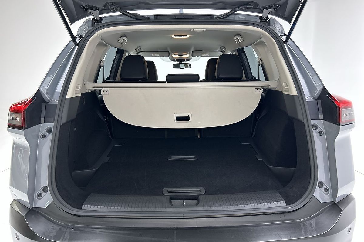 2023 Nissan X-TRAIL ST-L T33