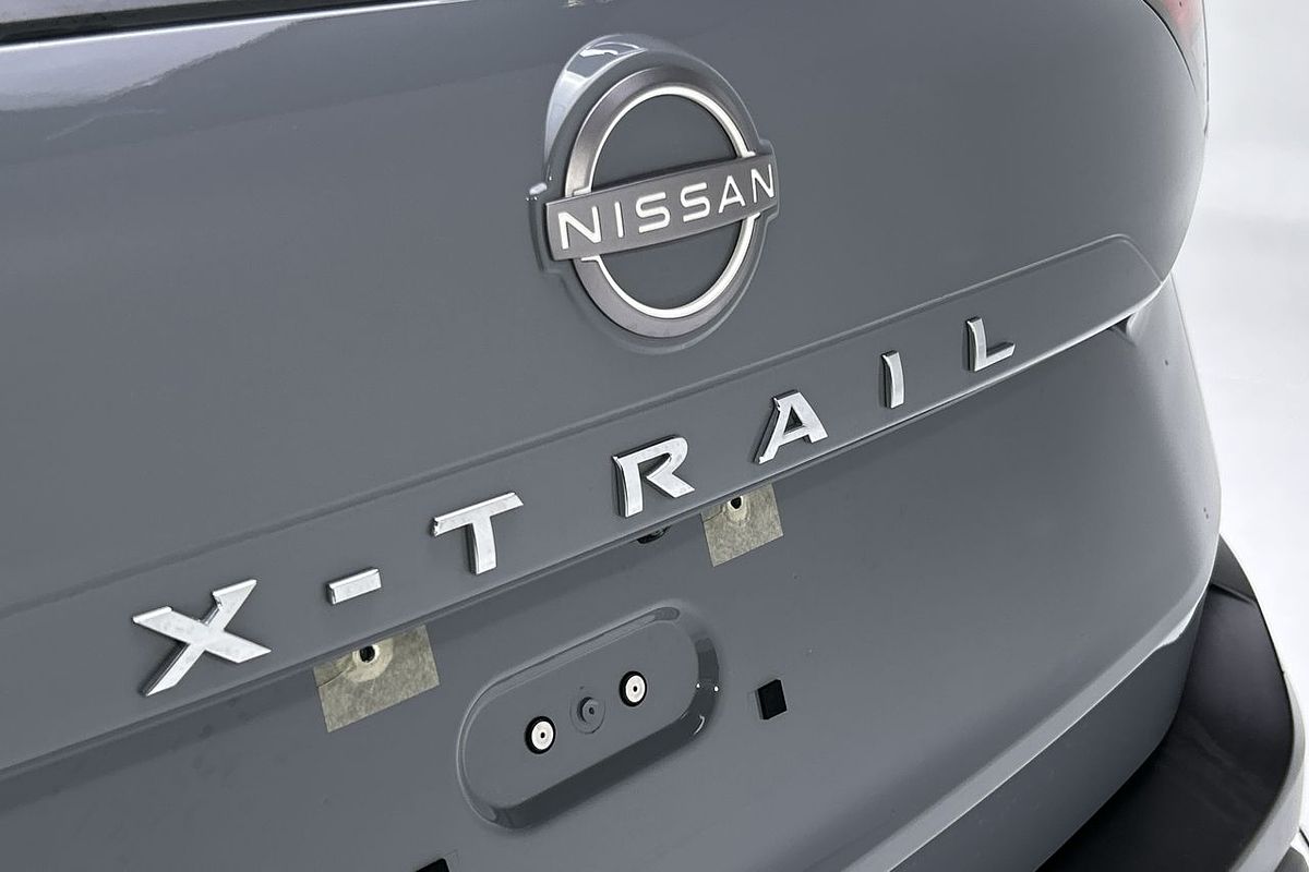 2023 Nissan X-TRAIL ST-L T33