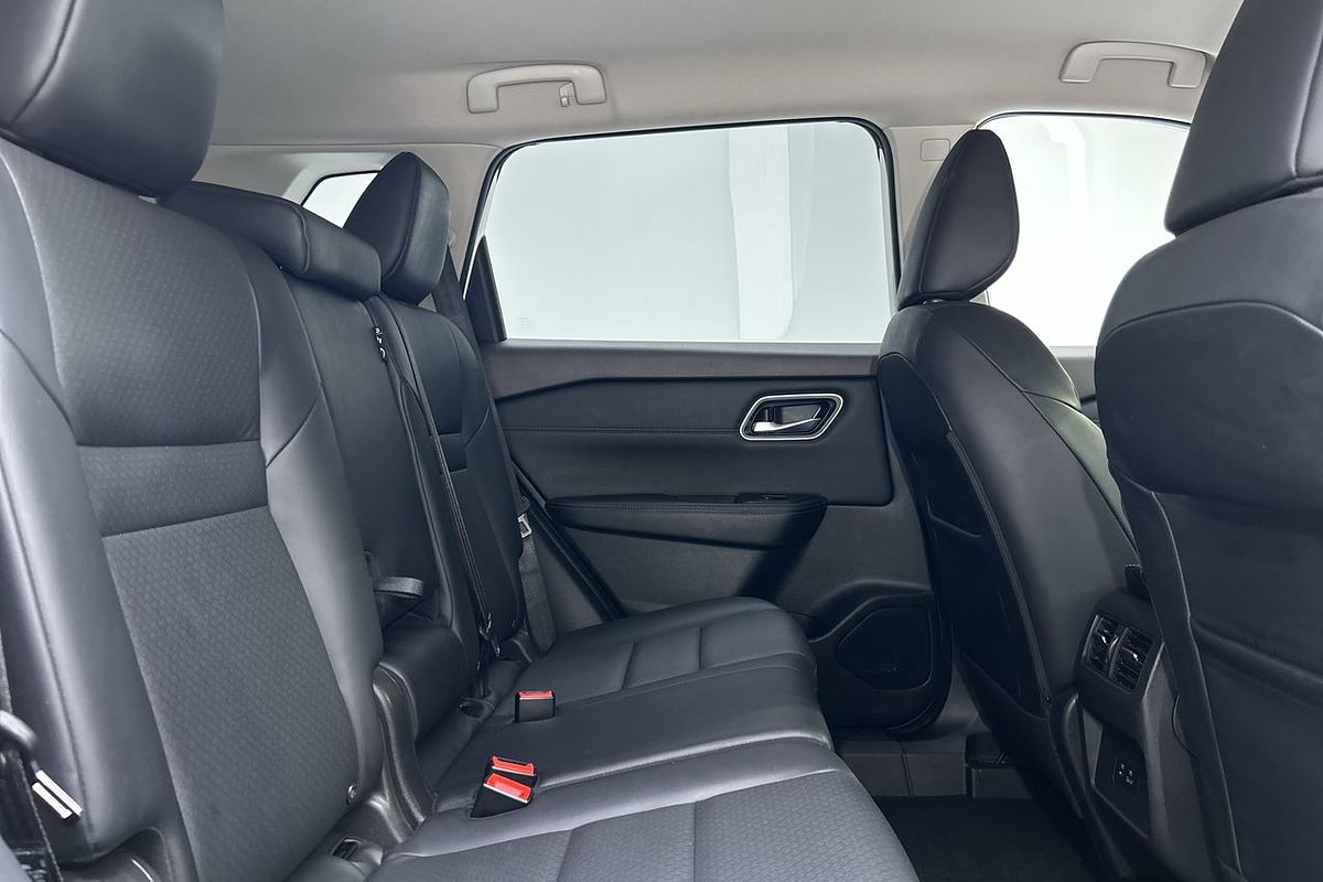 2023 Nissan X-TRAIL ST-L T33