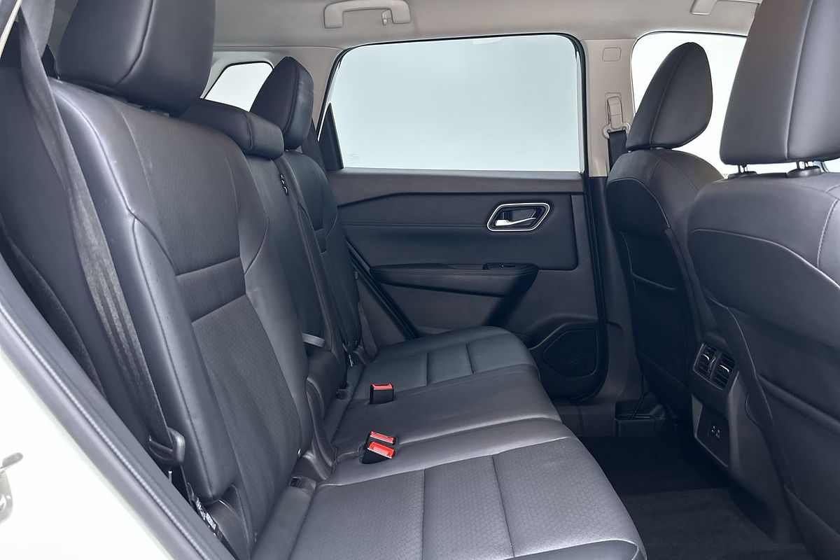 2023 Nissan X-TRAIL ST-L T33