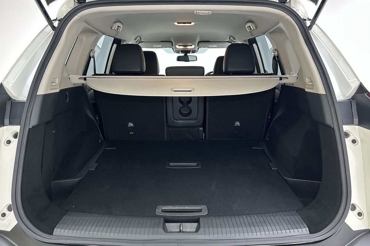 2023 Nissan X-TRAIL ST-L T33