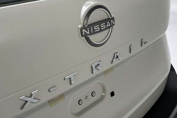 2023 Nissan X-TRAIL ST-L T33