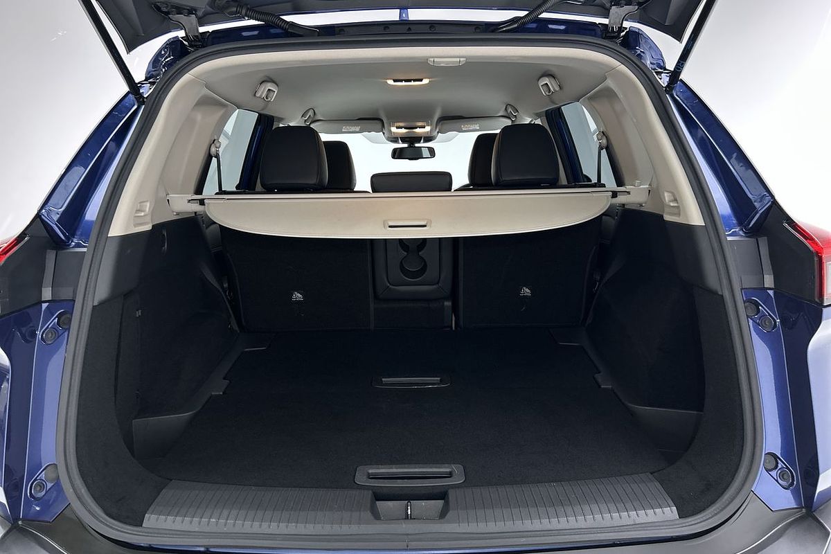 2023 Nissan X-TRAIL ST-L T33