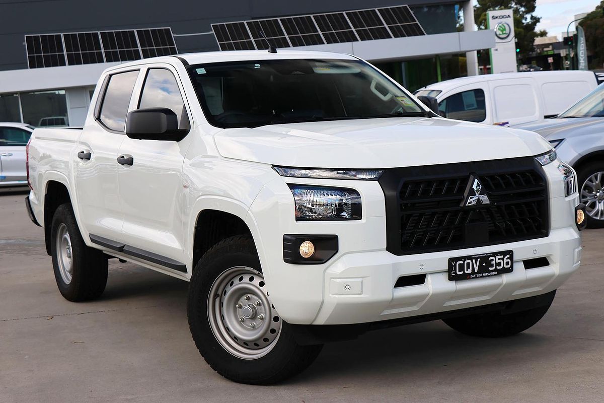 2024 Mitsubishi Triton GLX MV 4X4