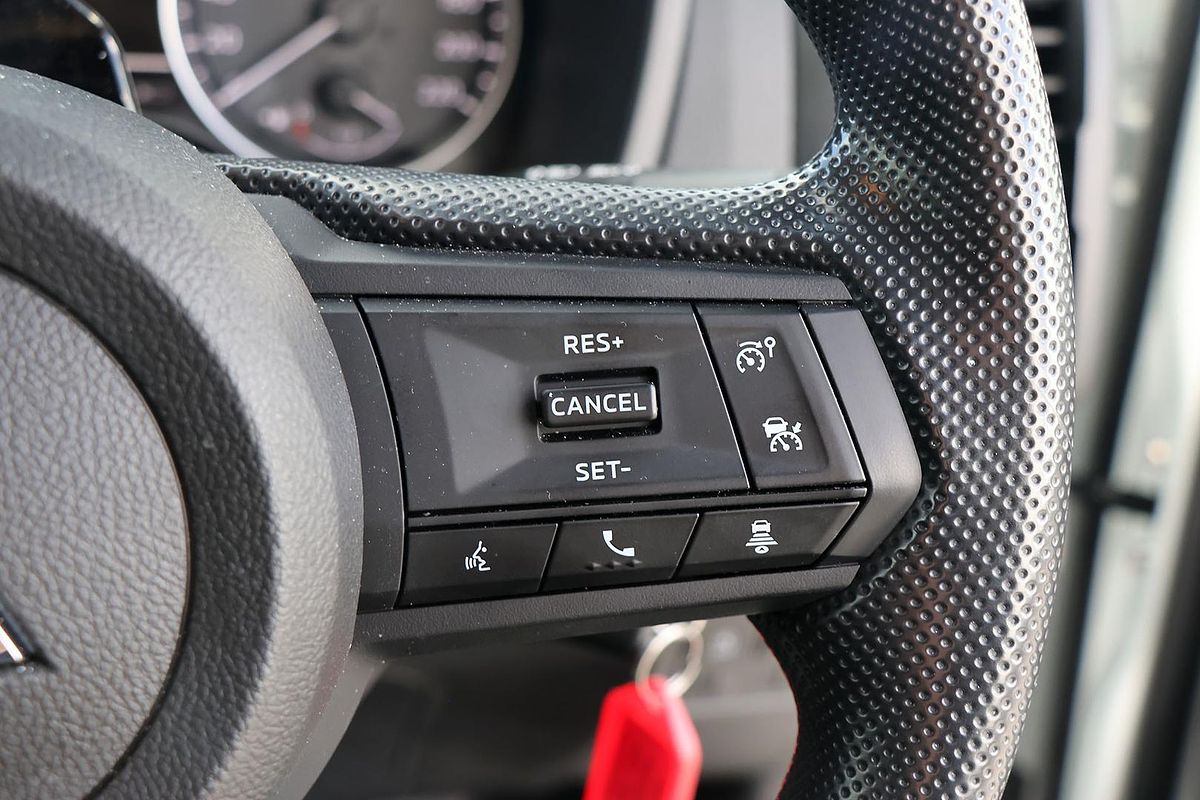 2024 Mitsubishi Triton GLX MV 4X4