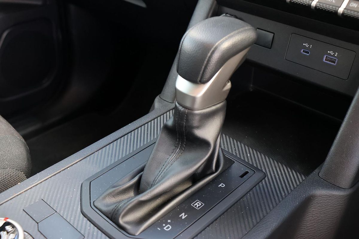 2024 Mitsubishi Triton GLX MV 4X4