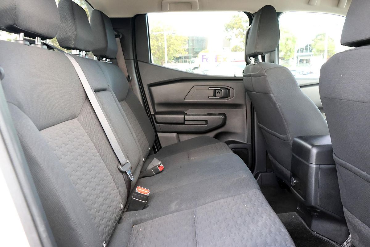 2024 Mitsubishi Triton GLX MV 4X4